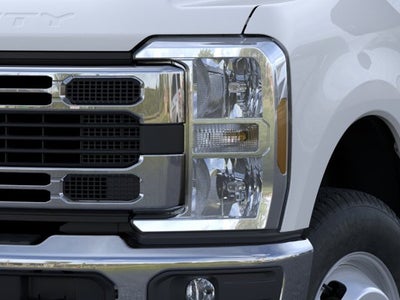 2026 Ford Chassis Cab Base