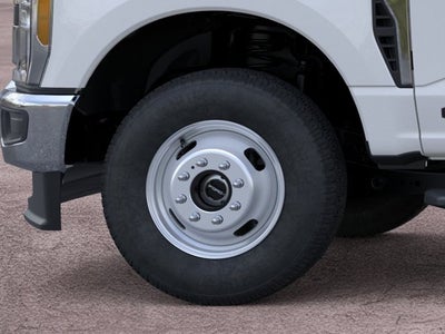 2026 Ford Chassis Cab Base