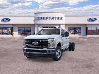 2026 Ford Chassis Cab Base