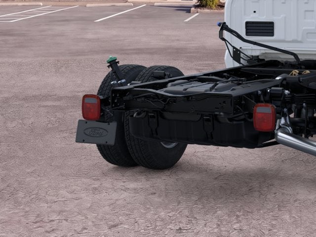 2026 Ford Chassis Cab Base