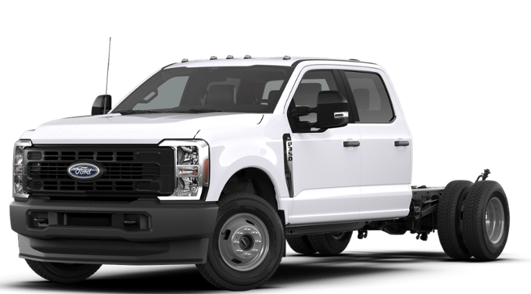 2026 Ford Chassis Cab Base