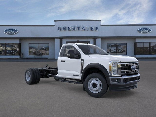 2026 Ford Chassis Cab Base