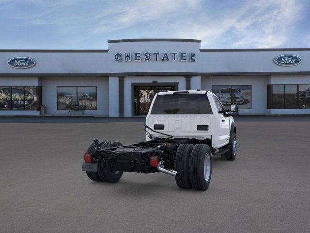2026 Ford Chassis Cab Base