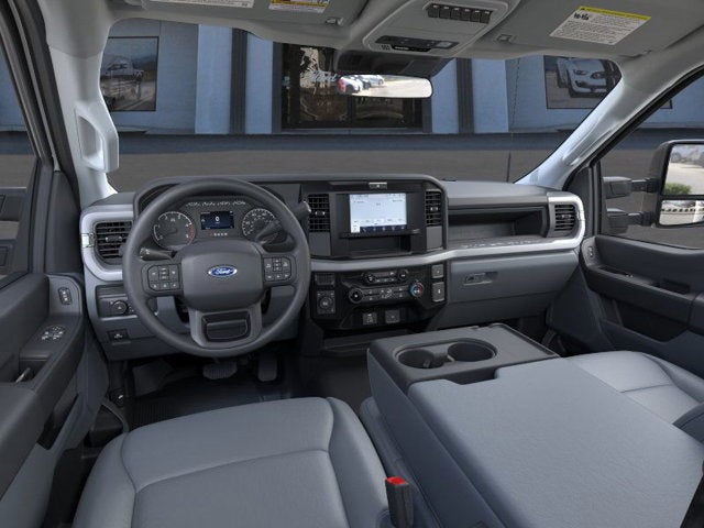 2026 Ford Chassis Cab Base