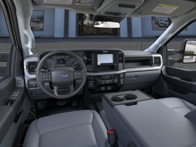 2026 Ford Super Duty F-550 DRW XL