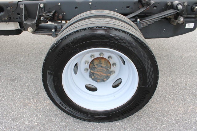 2024 Ford Super Duty F-550 DRW XL