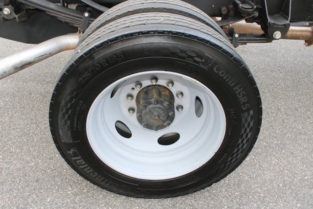 2024 Ford Super Duty F-550 DRW XL