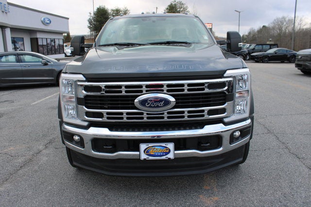2024 Ford Super Duty F-550 DRW XL