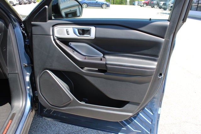 2020 Ford Explorer ST - Blue exterior view 14