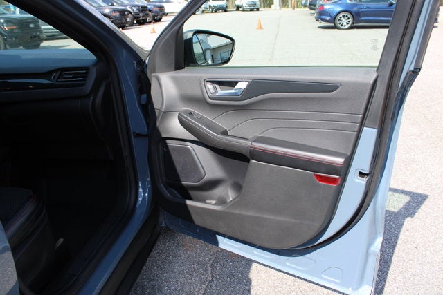 2024 Ford Escape ST-Line - Blue exterior view 16