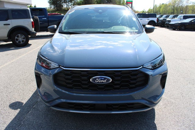 2024 Ford Escape ST-Line - Blue exterior view 3