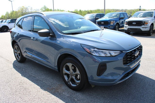 2024 Ford Escape ST-Line - Blue exterior view 4
