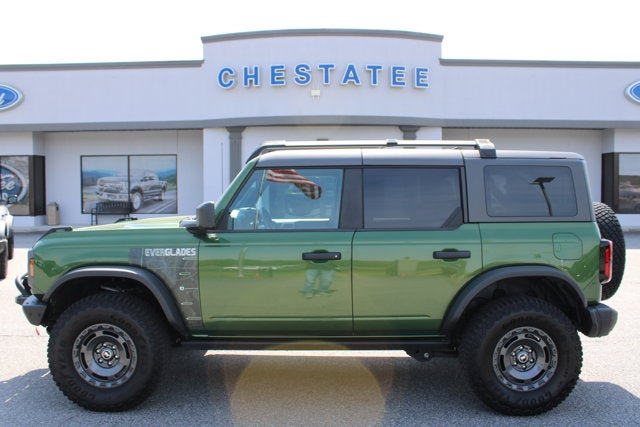 2023 Ford Bronco Everglades - Green exterior view 1