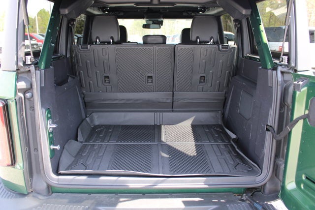 2023 Ford Bronco Everglades - Green exterior view 12