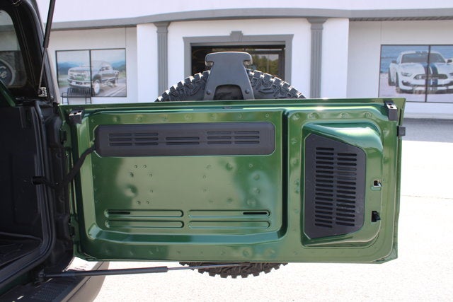 2023 Ford Bronco Everglades - Green exterior view 13