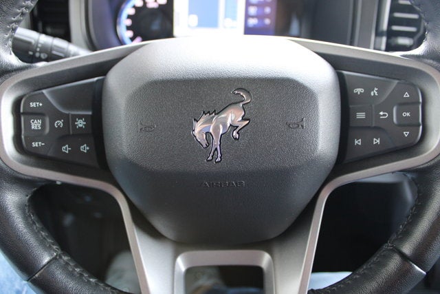 2023 Ford Bronco Everglades - Green exterior view 20