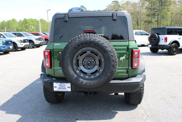 2023 Ford Bronco Everglades - Green exterior view 6