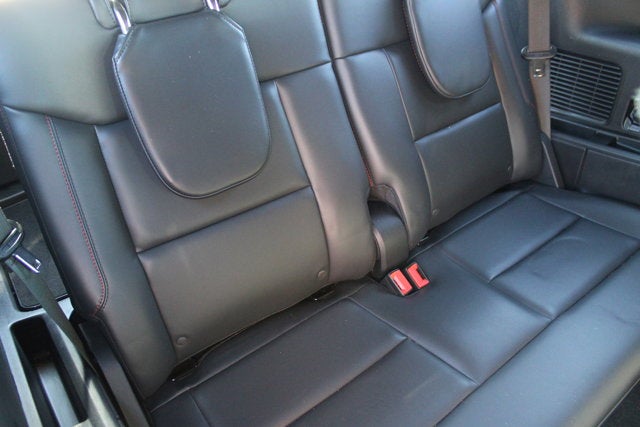 2025 Ford Explorer ST-Line - Gray exterior view 12