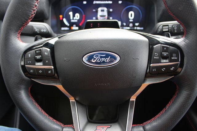 2025 Ford Explorer ST - White exterior view 16