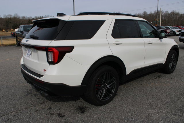 2025 Ford Explorer ST - White exterior view 5