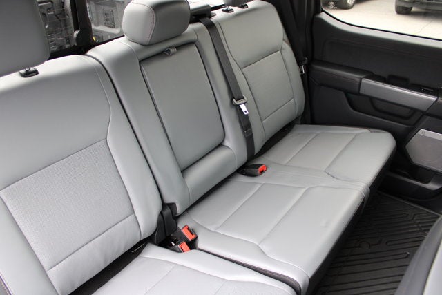 2024 Ford F-150 Lightning LARIAT