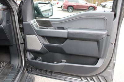 2024 Ford F-150 Lightning LARIAT