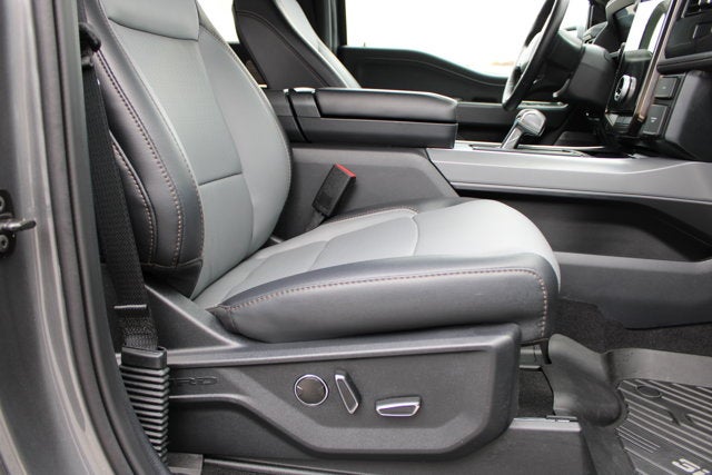 2024 Ford F-150 Lightning LARIAT