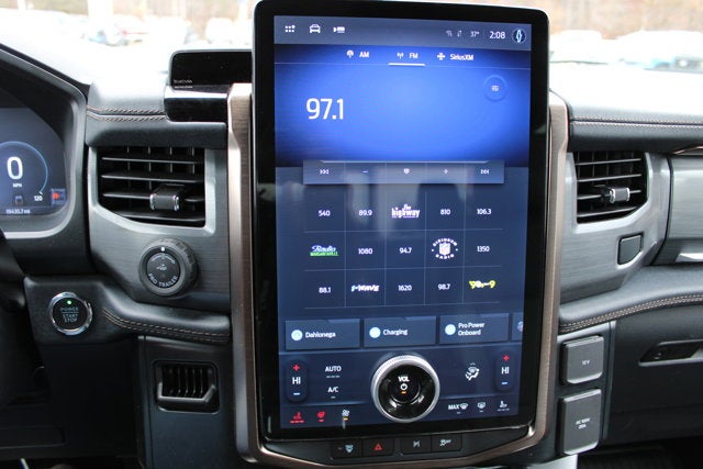 2024 Ford F-150 Lightning LARIAT