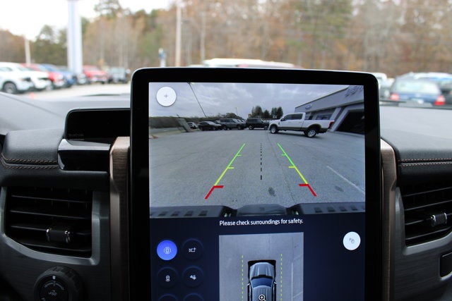 2024 Ford F-150 Lightning LARIAT