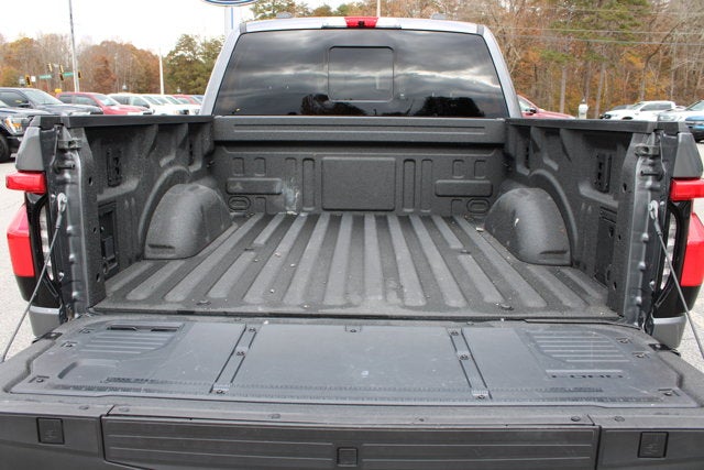 2024 Ford F-150 Lightning LARIAT