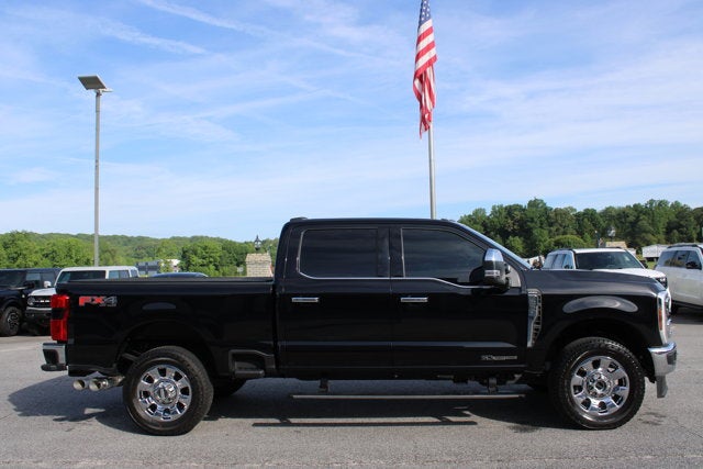 2025 Ford Super Duty F-250 SRW LARIAT