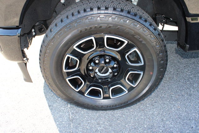 2025 Ford Super Duty F-350 SRW Platinum