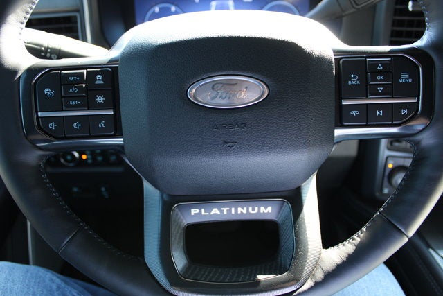 2025 Ford Super Duty F-350 SRW Platinum