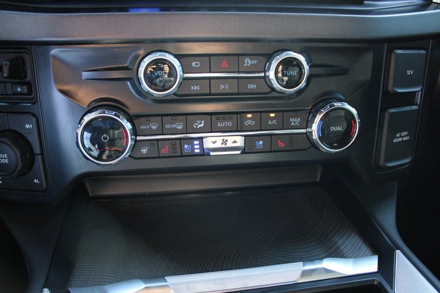 2025 Ford Super Duty F-350 SRW Platinum