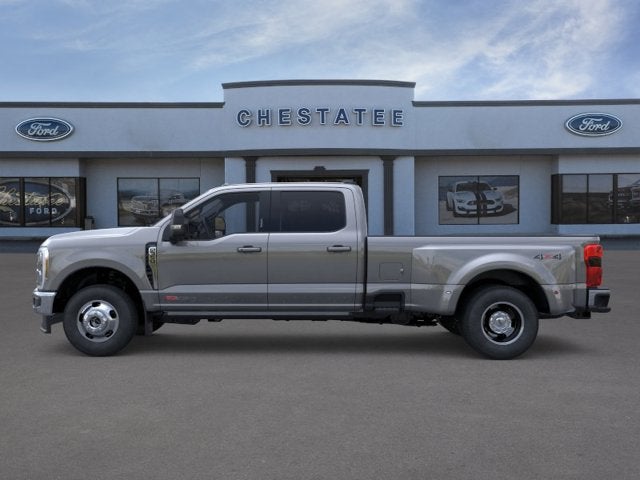 2026 Ford Super Duty F-350 DRW LARIAT