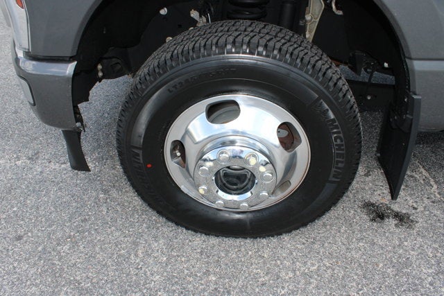 2024 Ford Super Duty F-350 DRW Platinum