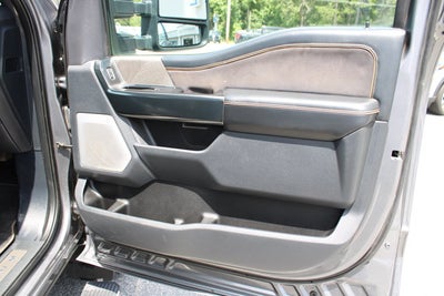 2024 Ford Super Duty F-350 DRW Platinum