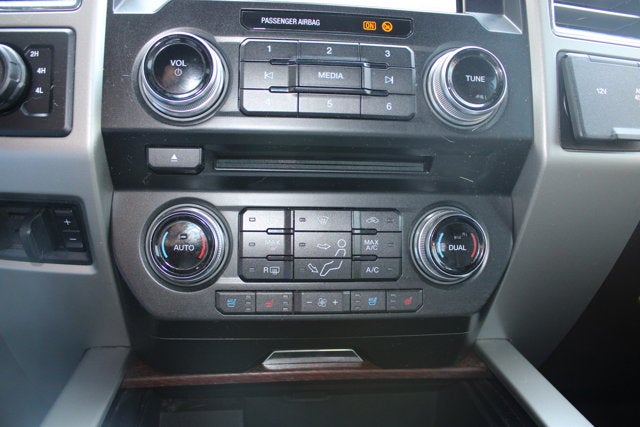 2017 Ford Super Duty F-350 DRW King Ranch