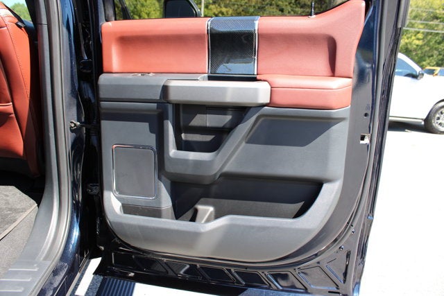 2022 Ford Super Duty F-450 DRW Platinum
