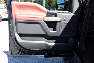 2022 Ford Super Duty F-450 DRW Platinum