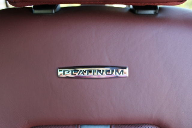 2022 Ford Super Duty F-450 DRW Platinum