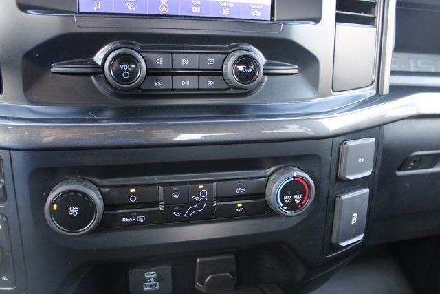 2023 Ford F-150 XLT - Blue exterior view 16