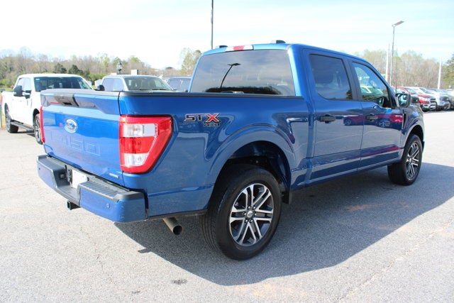 2023 Ford F-150 XLT - Blue exterior view 5