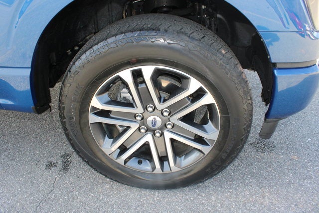 2023 Ford F-150 XLT - Blue exterior view 8