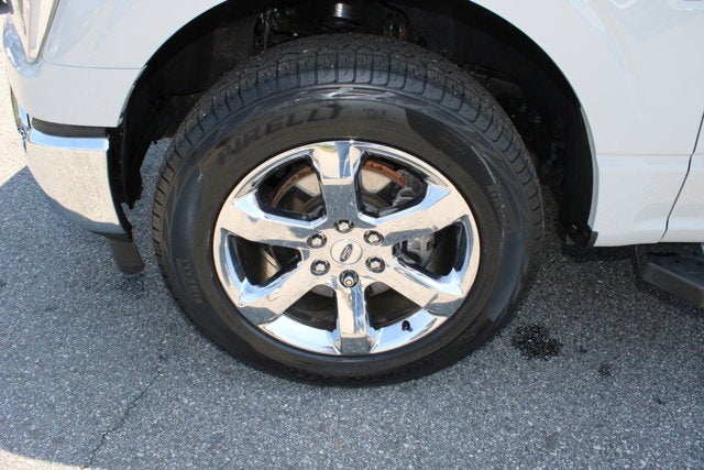 2023 Ford F-150 Lariat - Gray exterior view 10