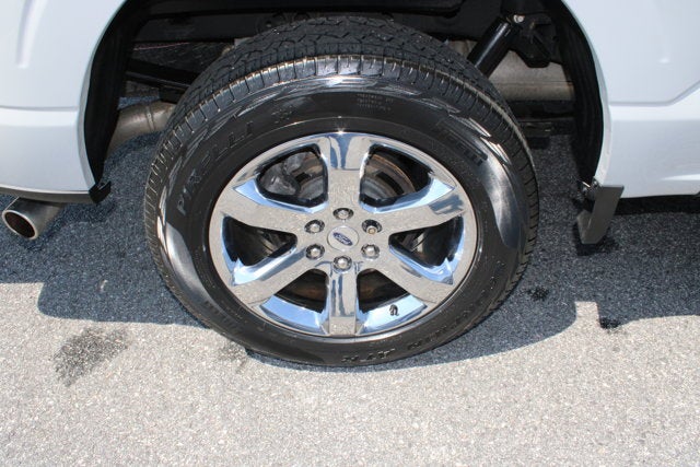 2023 Ford F-150 Lariat - Gray exterior view 12