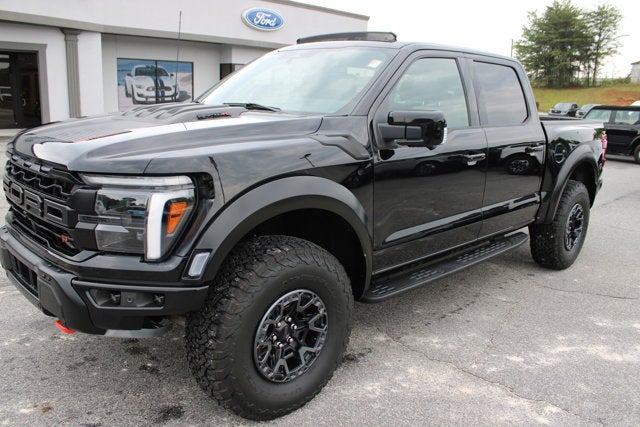 2025 Ford F-150 Raptor R