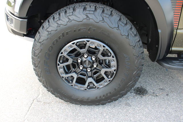 2025 Ford F-150 Raptor R