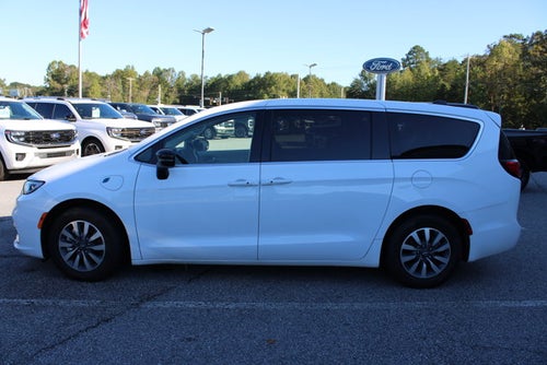 2024 Chrysler Pacifica Hybrid Select