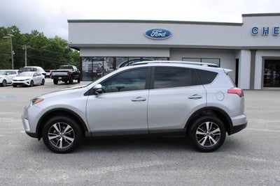 2017 Toyota RAV4 XLE